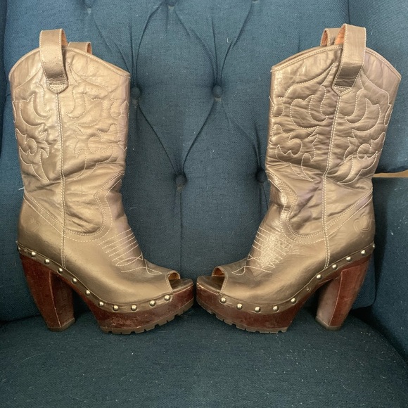 peep toe cowboy boots